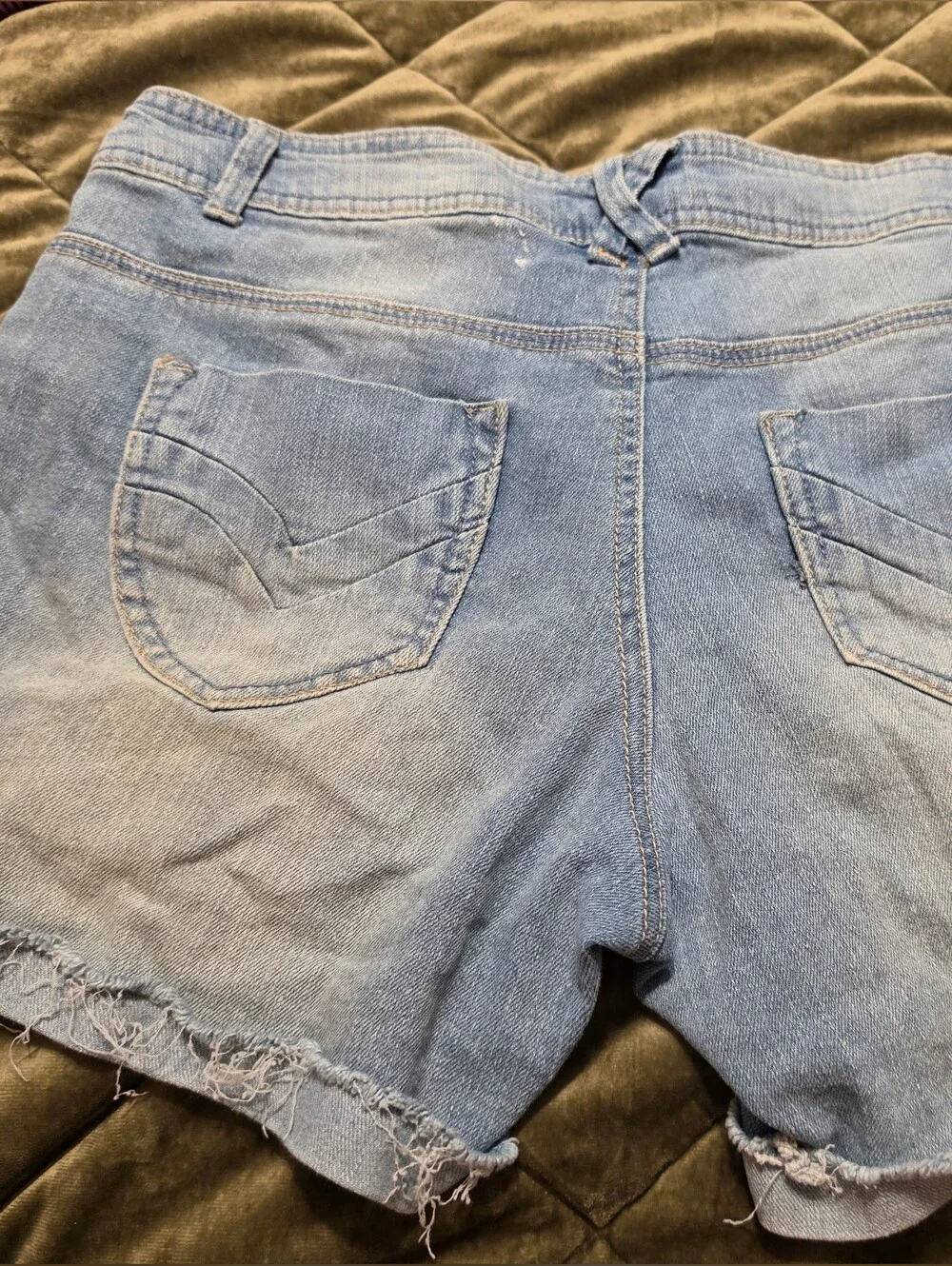 lei casual light